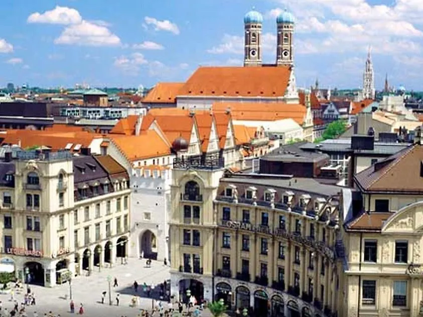 Hotel Courtyard By Marriott Munich City Center