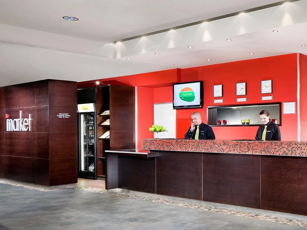 Courtyard By Marriott Munich City Center 4*,