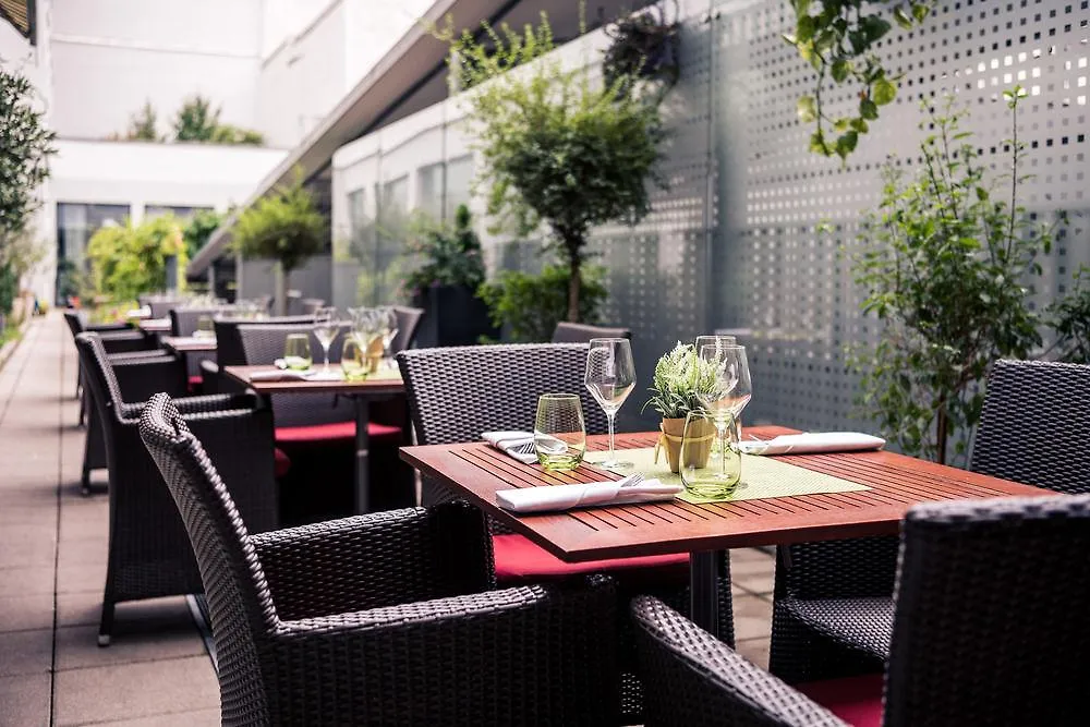 ****  Hotel Courtyard By Marriott Munich City Center Německo