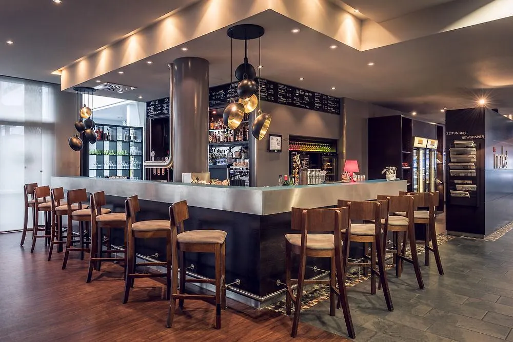Courtyard By Marriott Munich City Center Hotel