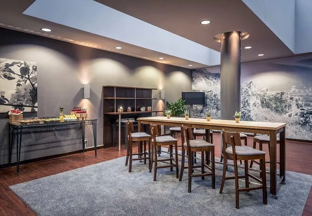 Courtyard By Marriott Munich City Center